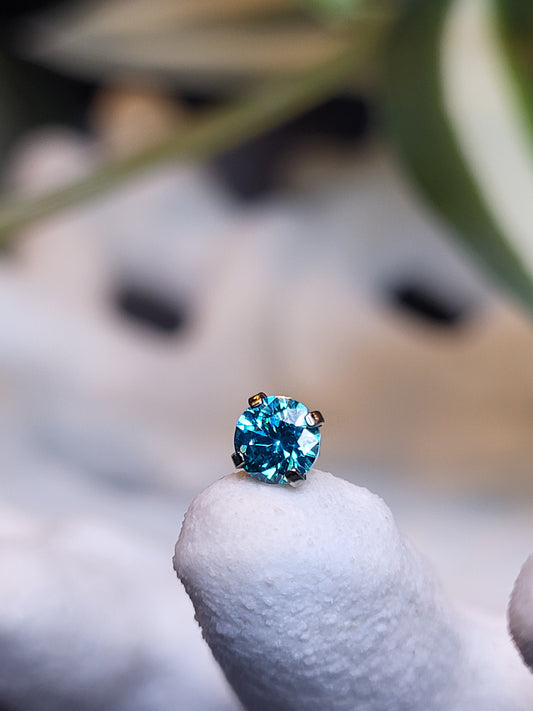 Zirconia steinn - Mint